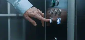 Les normes à respecter pour la création d’ascenseurs dans les immeubles anciens