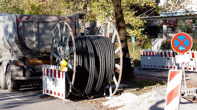 Les obligations légales sur un panneau de chantier